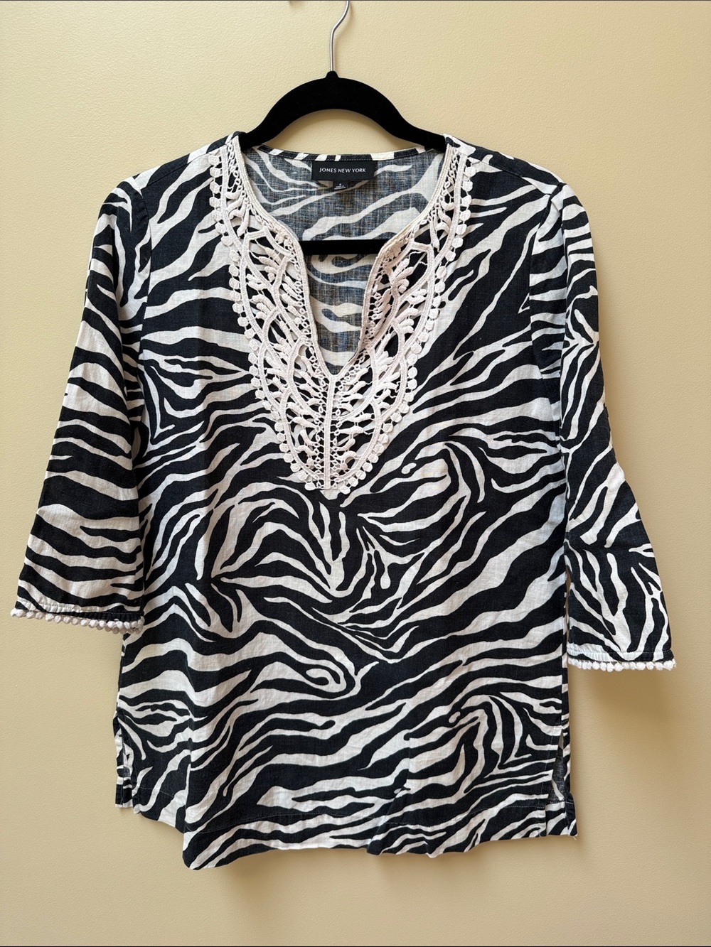 Jones New York Black and White Zebra Crochet-Trim Tunic Top